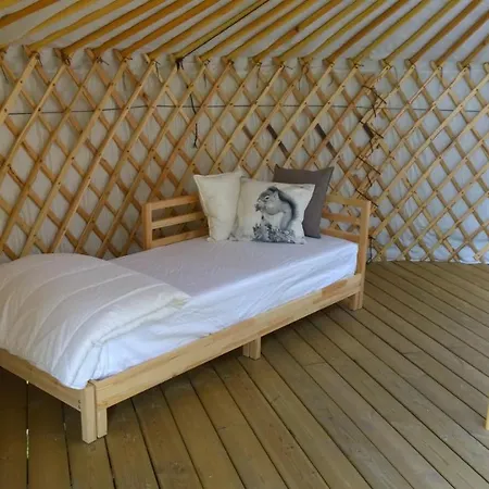 Bed & Breakfast Les Beaux Chenes *