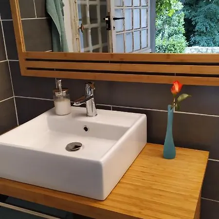 Les Beaux Chenes Couette-café