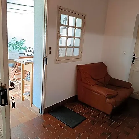 Les Beaux Chenes Bed & Breakfast 3*