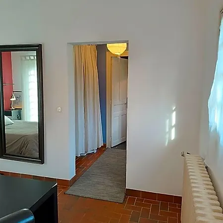 Les Beaux Chenes Bed & Breakfast