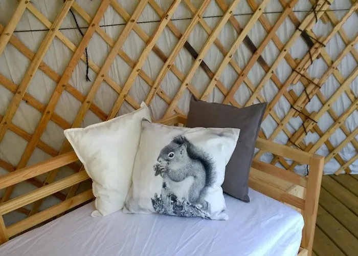 Les Beaux Chenes 3* Mortagne-sur-Sevre